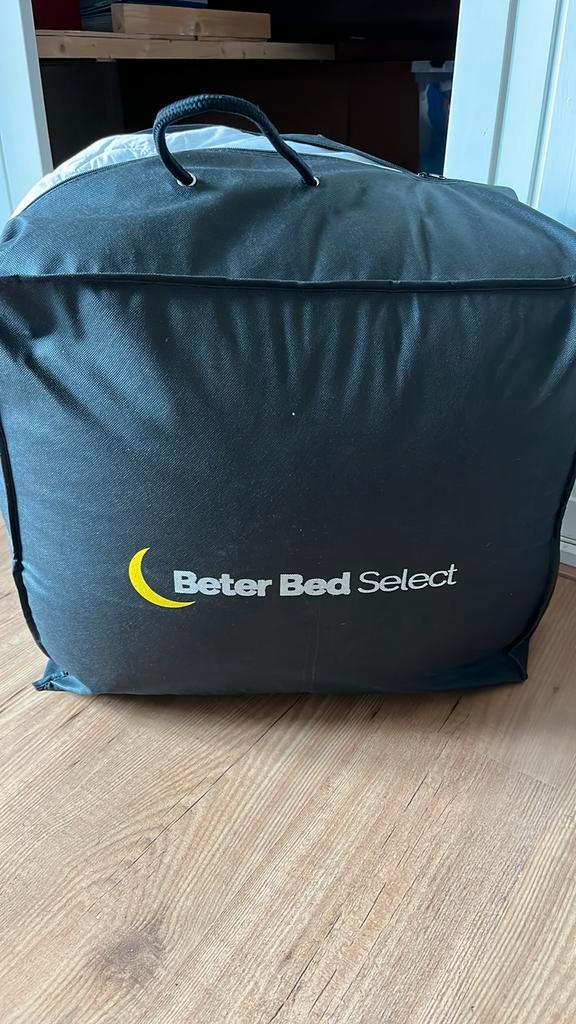 Compleet 4 seizoenen (synthetisch) dekbed 240 x 220, Huis en Inrichting, Slaapkamer | Beddengoed, Zo goed als nieuw, Deken of Dekbed