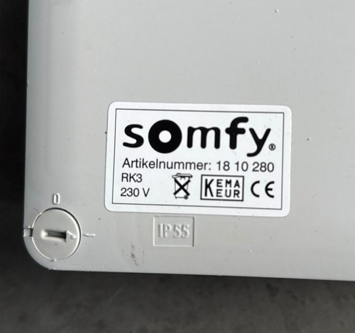 Somfy RK2 en RK3 relaiskast zonwering aanstuuring, Doe-het-zelf en Verbouw, Elektra en Kabels, Zo goed als nieuw, Overige typen