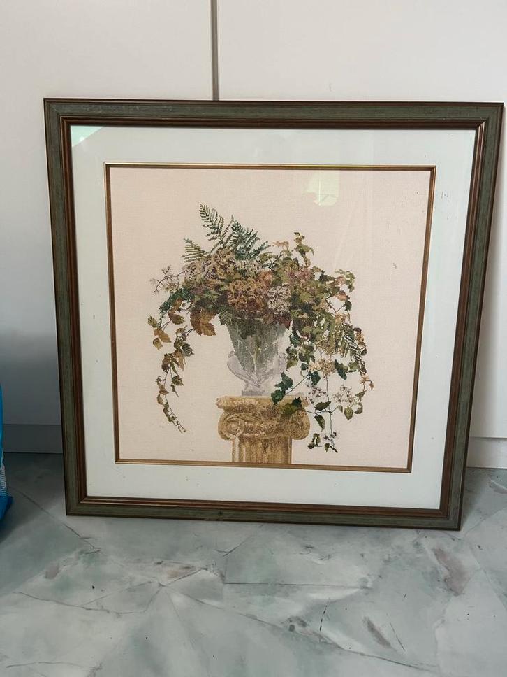 Borduurwerk Bloemen in Vaas - Ingelijst, Antiek en Kunst, Kunst | Tekeningen en Foto's, Ophalen