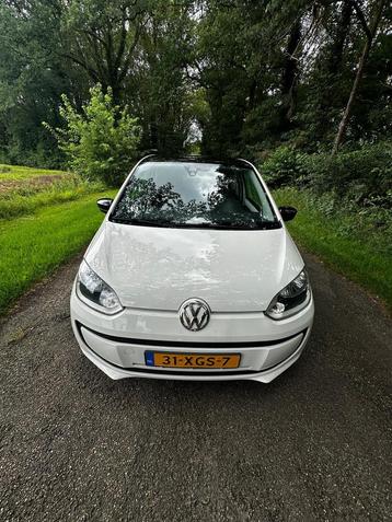 Volkswagen up! Airco | Cruise controle | 1.0 44KW 2012 Wit beschikbaar voor biedingen