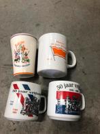 Vintage Bevrijdingsmokken Set - Nederland Herdenking, Antiek en Kunst, Antiek | Keramiek en Aardewerk, Ophalen of Verzenden