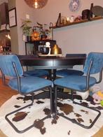 4 velvet stoelen Donkerblauw, Huis en Inrichting, Stoelen, Ophalen, Blauw, Metaal, Vier