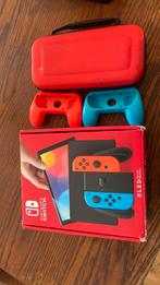 Nintendo Switch OLED + Extra's, Spelcomputers en Games, Games | Nintendo Switch, Gebruikt, Overige genres, Eén computer, Ophalen of Verzenden