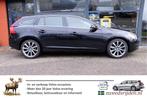 Volvo V60 2.0 T5 240 pk Aut. Xenon, Stoelverwarming, 18 inch, Euro 5, Stof, Zwart, 4 cilinders
