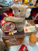 Trommelende olifant nog nieuw in doos, Antiek en Kunst, Antiek | Speelgoed, Ophalen of Verzenden