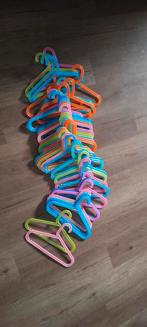 40 kledinghangers ikea kinder, Ophalen of Verzenden, Zo goed als nieuw, Hout, Kinderen