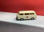 Wiking VW Bus Ambulance Modelauto, Ophalen of Verzenden, Zo goed als nieuw, Auto, Wiking