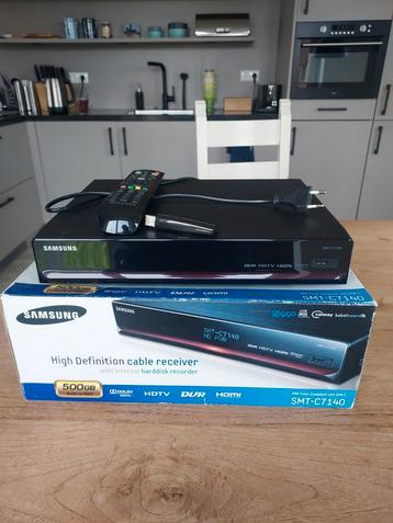 Te koop Samsung. Kabel verbinding  beschikbaar voor biedingen