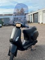 Prachtige Riva Scooter | 2022 | Euro5, Ophalen, Maximaal 45 km/u, Zo goed als nieuw, La souris, sourini