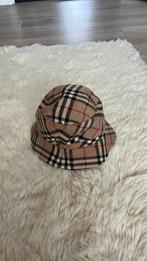 Burberry bucket vissers hoedje mt L 54 cm, Kleding | Dames, Hoeden en Petten, Ophalen of Verzenden, Zo goed als nieuw