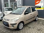 Hyundai i10 1.1 AIRCO | ELEKTR RAMEN | TREKHAAK | NIEUWE APK, Auto's, Voorwielaandrijving, Stof, Zwart, 400 kg