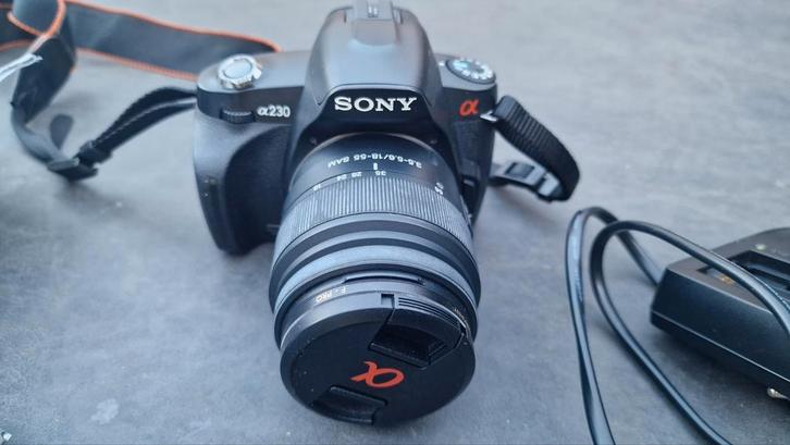 Sony Alpha A 230 DSLR Camera, Audio, Tv en Foto, Fotocamera's Digitaal, Zo goed als nieuw, Spiegelreflex, Sony, Minder dan 4 keer