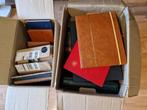 verzameling postzegels wereld in 2 dozen, Ophalen of Verzenden, Nederland en Buitenland
