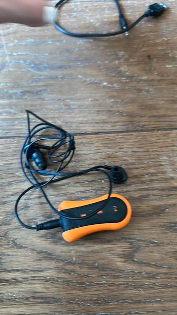 Waterdichte MP3-speler - 4GB beschikbaar voor biedingen