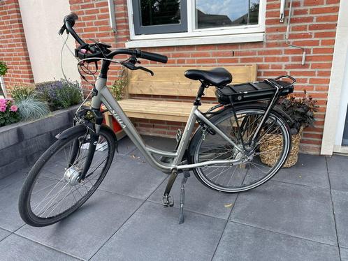 Stella livorno voorwielmotor E-bike orginele accu, Fietsen en Brommers, Elektrische fietsen, Zo goed als nieuw, 51 tot 55 cm, 50 km per accu of meer