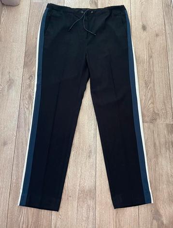 Witteveen zwarte  stretch broek met biesjes maat 42 beschikbaar voor biedingen