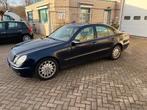 Mercedes-Benz E-Klasse 3.2 E320 Sedan AUT. ZIE ADVERTENTIE, Auto's, Mercedes-Benz, Automaat, Achterwielaandrijving, Beige, Parkeersensor
