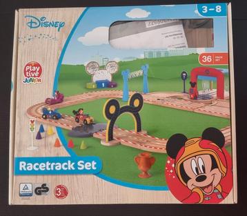 Houten racebaan disney minnie mickey donald. Autobaan kids.  beschikbaar voor biedingen