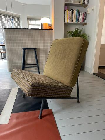 Artifort fauteuil beschikbaar voor biedingen