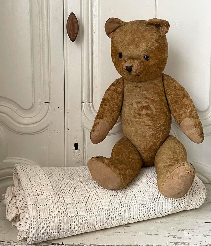 Brocante oude zware sprei 200 x 190 cm, Antiek en Kunst, Curiosa en Brocante, Ophalen of Verzenden