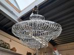 Adv 2 ovaale kristallen kroon luchter met led verlichting, Huis en Inrichting, Lampen | Kroonluchters, Ophalen of Verzenden, Zo goed als nieuw
