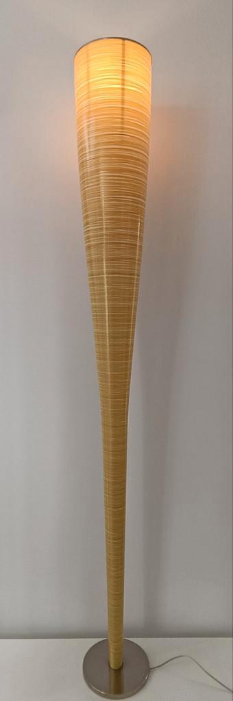 Foscarini Mite Vloerlamp, Huis en Inrichting, Lampen | Vloerlampen, Zo goed als nieuw, 150 tot 200 cm, Kunststof, Metaal, Overige materialen
