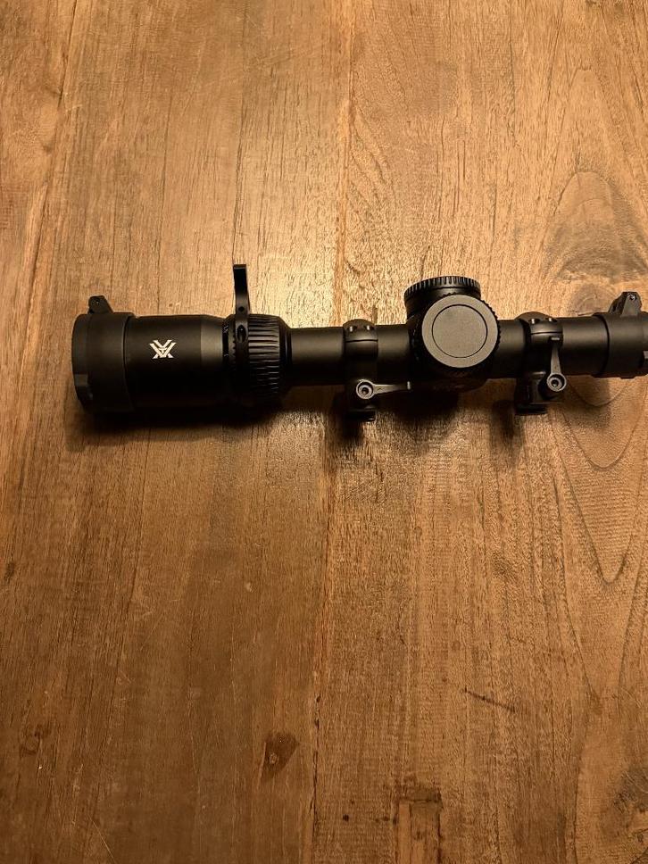 VORTEX VENOM 1-6x24 SFP, Audio, Tv en Foto, Optische apparatuur | Verrekijkers, Zo goed als nieuw, Overige typen, 12 tot 20x, Ophalen of Verzenden