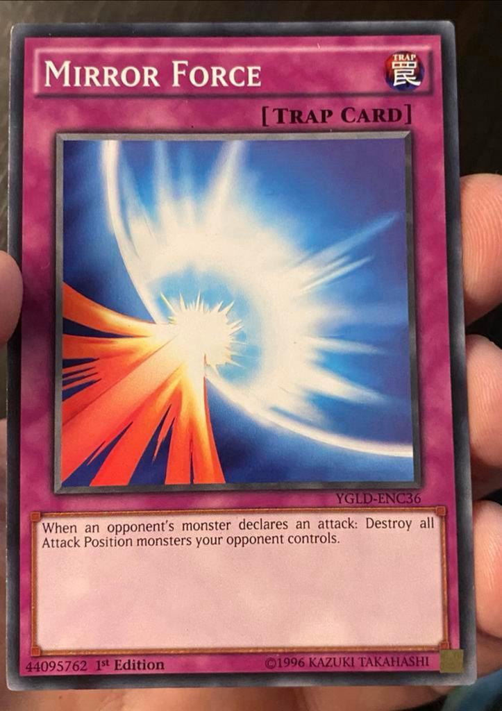 Yu-Gi-Oh! Mirror Force YGLD 1st Edition !, Hobby en Vrije tijd, Verzamelkaartspellen | Yu-gi-Oh!, Zo goed als nieuw, Losse kaart