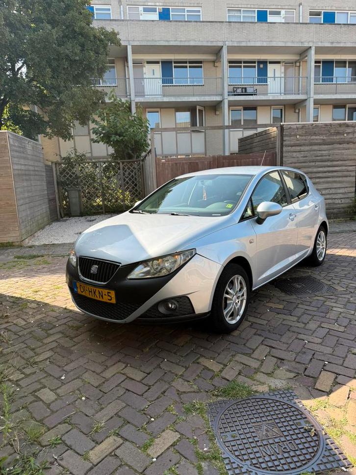 Seat Ibiza 1.4 16V 63KW 5DRS 2009 Grijs, Auto's, Seat, Particulier, Ibiza, ABS, Airbags, Airconditioning, Boordcomputer, Centrale vergrendeling