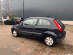 Ford Fiësta 1.3 8V 3DR 2006 Blauw - Met nieuwe APK dec 2025, Auto's, 1299 cc, Stof, Zwart, 4 cilinders