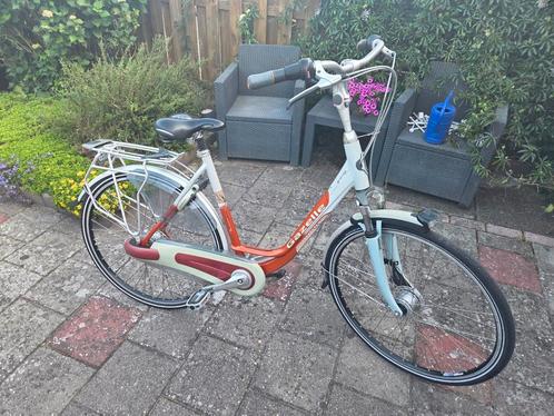 Zeer nette gazelle damesfiets, Fietsen en Brommers, Fietsen | Dames | Moederfietsen, Zo goed als nieuw, Gazelle, 53 tot 56 cm