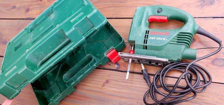 Bosch Decouperzaag PST650E koffer set 450W 65mm, Doe-het-zelf en Verbouw, Gereedschap | Zaagmachines, Decoupeerzaag, Minder dan 600 watt