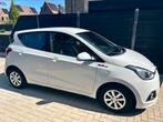 Hyundai i10 1.0 5DR 2014 Wit, Auto's, Hyundai, Stof, 4 stoelen, Origineel Nederlands, Handgeschakeld