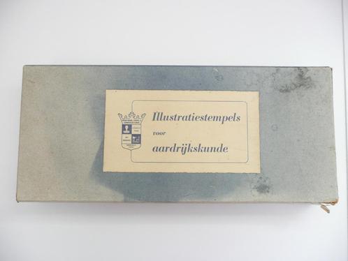 Oude schoolstempels aardrijkskunde, Antiek en Kunst, Curiosa en Brocante, Ophalen