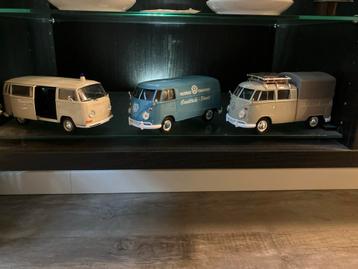VW Busjes Modellen - schaal 1:24 beschikbaar voor biedingen