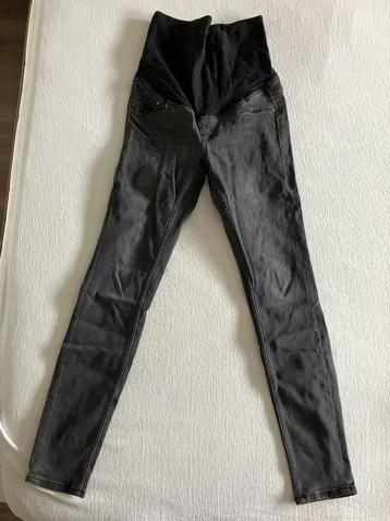 Zwangerschapsjeans maat S/M beschikbaar voor biedingen