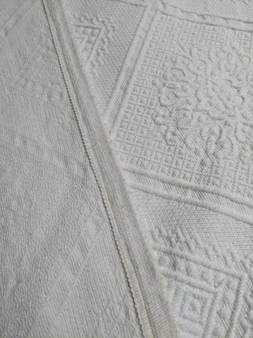 Creme ,wit katoenen Plaid / Sprei - De Loenen House beschikbaar voor biedingen