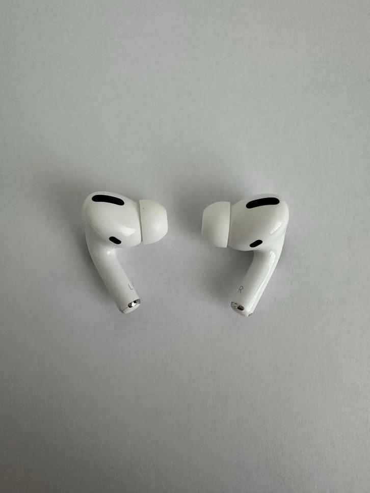 AirPods Pro 1e Gen - Gebruikt, Telecommunicatie, Mobiele telefoons | Oordopjes, Gebruikt, In gehoorgang (in-ear), Bluetooth, Ophalen