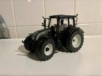 Valtra N142 Zwart UH, Ophalen of Verzenden, Zo goed als nieuw, Tractor of Landbouw, Universal Hobbies