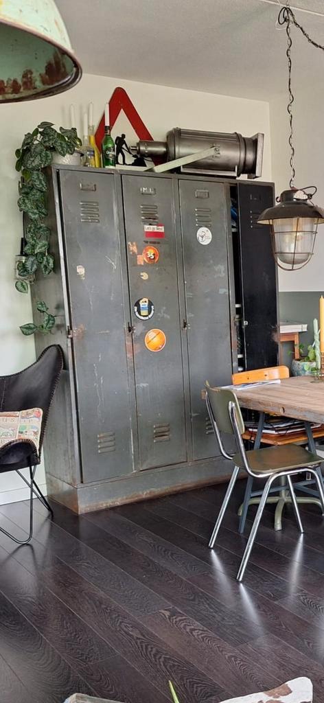 Vintage lockerkast industrieel, Huis en Inrichting, Kasten | Lockerkasten, Zo goed als nieuw, Ophalen