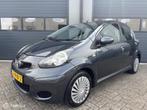 Toyota Aygo 1.0-12V Comfort Navigator Uitvoering_2e Eigenaar, Voorwielaandrijving, Euro 5, 4 stoelen, 68 pk