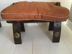 Vintage  Kameel Voetenbankje / krukje, Minder dan 50 cm, Ophalen of Verzenden, Zo goed als nieuw, Rechthoekig