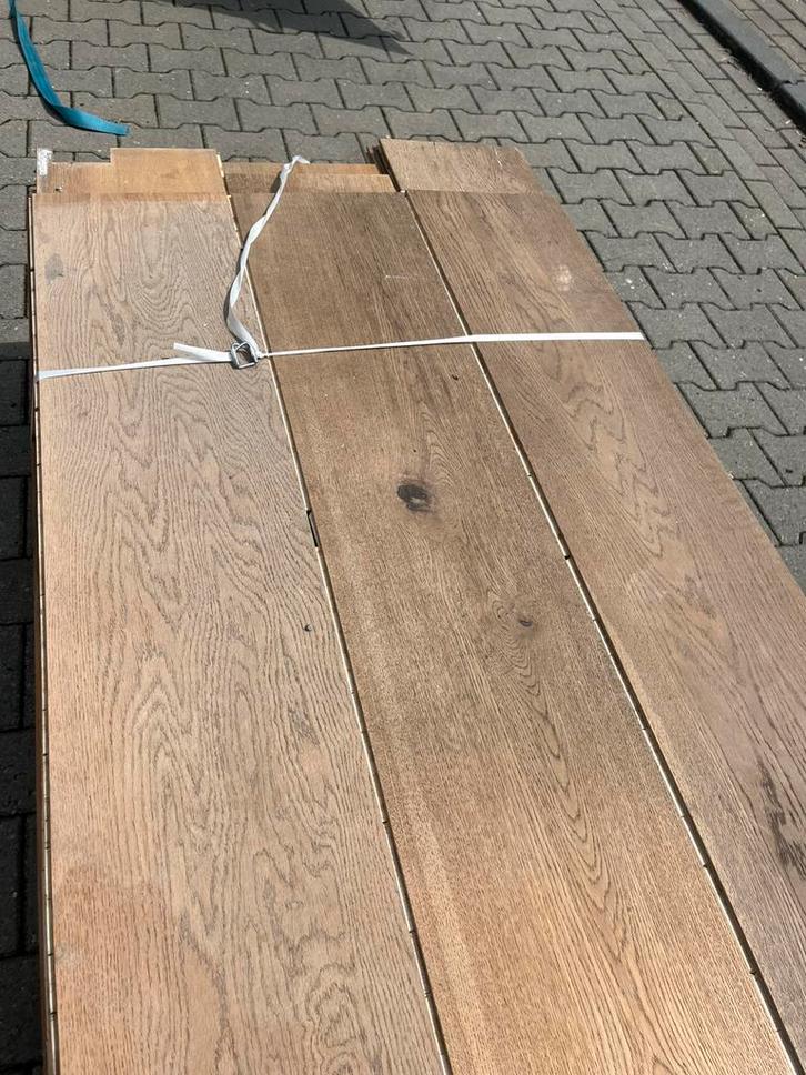 34 m2 eiken lamel parketvloer . 24 cm breed 15 mm dik, Doe-het-zelf en Verbouw, Vloerdelen en Plavuizen, Gebruikt, Vloerdelen of -planken