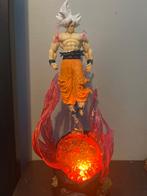 Goku Ultra Instinct Lichtgevende Lamp Figuur, Ophalen of Verzenden, Zo goed als nieuw