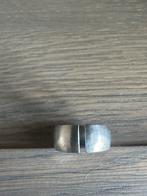Stalen ring (steentje mist), Sieraden, Tassen en Uiterlijk, Ringen, Gebruikt, IJzer of Staal, Ophalen of Verzenden, 17 tot 18
