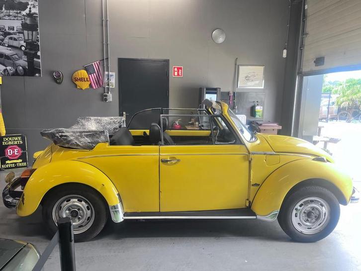 Volkswagen Kever Cabriolet 1303 LS, Auto's, Volkswagen, Bedrijf, Te koop, Beetle (Kever), Open dak, Benzine, Cabriolet, Automaat