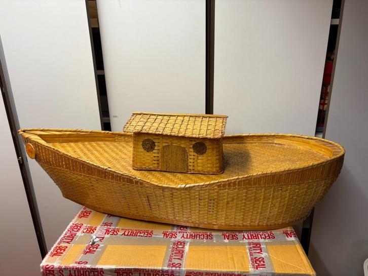 Steiff Ark van riet als decoratie., Verzamelen, Beren en Cherished Teddies, Gebruikt, Overige typen, Steiff, Ophalen of Verzenden