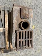 Gebruikte ijzeren Afvoerput, Ophalen, Gebruikt, Minder dan 2 meter, 80 mm of meer
