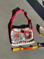 Nieuw wit/rood granny square tasje, mt 24x17 cm, Sieraden, Tassen en Uiterlijk, Tassen | Damestassen, Verzenden, Nieuw, Overige kleuren