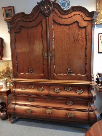 Antiek Eiken Kabinet in Museum Quality en helemaal perfect  beschikbaar voor biedingen
